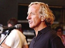 « L’essence des médias n’est pas l’information. C’est le pouvoir. »