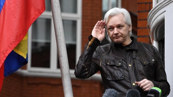 La détention et l’isolement du monde de Julian Assange (La Republica)