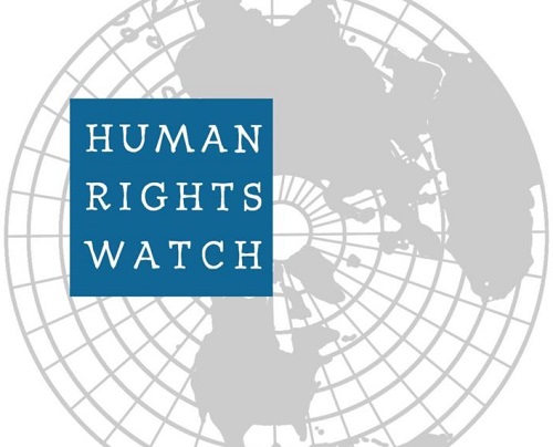 Le Royaume-Uni doit rejeter l’extradition de Julian Assange vers les États-Unis (Human Rights Watch)