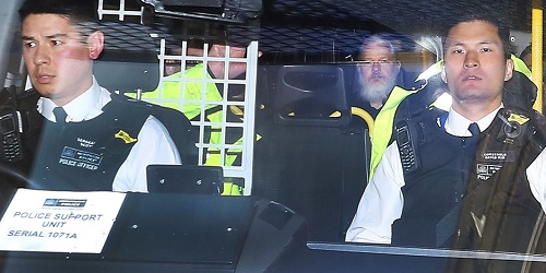 « Je veux rendre visite à Julian »