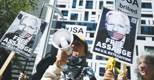 Tribunal australien : la presse n’a aucun droit sur les documents concernant Julian Assange. (Il Fatto Quotidiano)